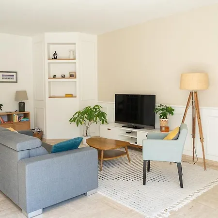 Вилла Cozy Family House T5